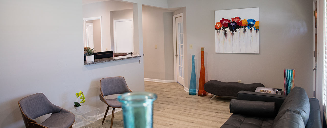 Waiting area inside Hendricks Dental Studio
